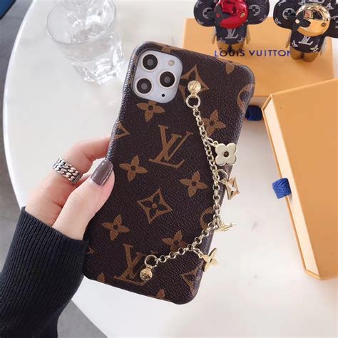 Louis Vuitton mobile accessories